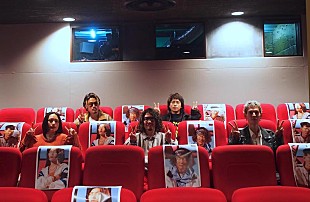 「Tempalayもサプライズ登壇、『ゴーストアルバム』特典映像の【最速爆音視聴会】をレポート」