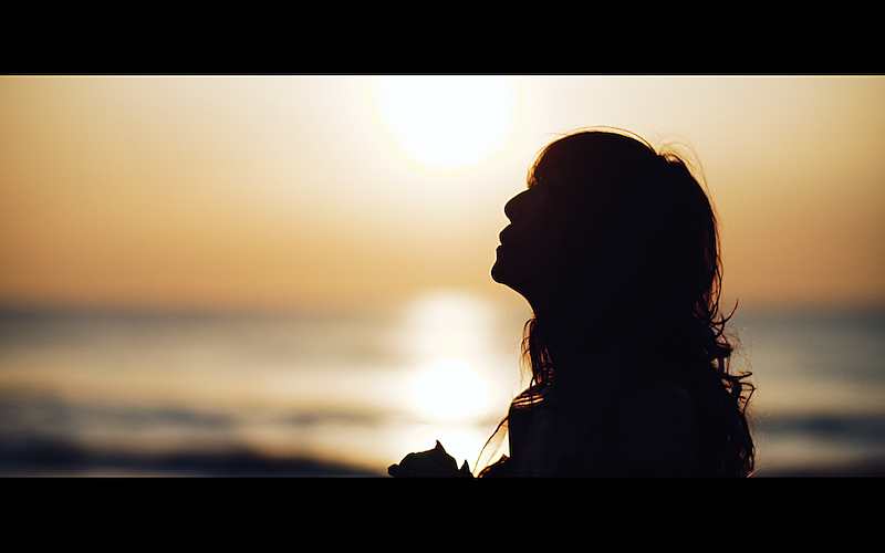 杏子、新アルバム『VIOLET』から「the days ～幸せをどうか～」先行配信＆MV公開 