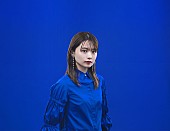 「足立佳奈の書き下ろし楽曲「SUNNY」が三十三銀行のタイアップソングに」1枚目/1