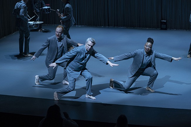 「(c)2020 PM AU FILM, LLC AND RIVER ROAD ENTERTAINMENT, LLC ALL RIGHTS RESERVED」2枚目/5