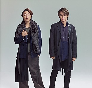 「KinKi Kids、デビュー記念日にニューシングル『アン／ペア』リリース　MVでも“アン／ペア”なダンス披露へ」