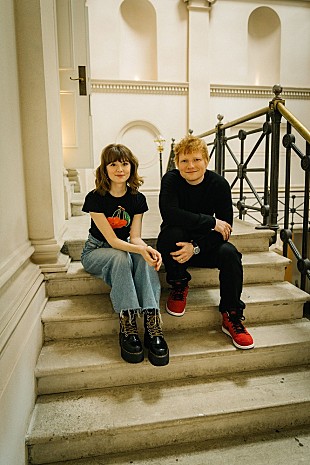 「メイジー・ピーターズ、エド・シーランの音楽レーベルと契約＆コラボ曲「Psycho」を7/2にリリース」