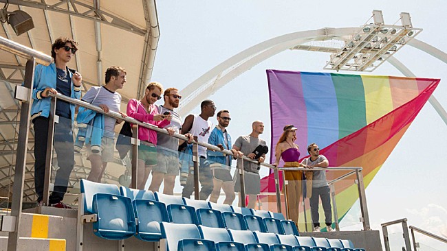 「(c) LES IMPRODUCTIBLES, KALY PRODUCTIONS et CHARADES PRODUCTIONS」2枚目/6