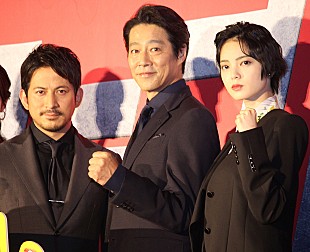 「岡田准一、平手友梨奈の“お父さん”を自認　「『ご飯食べなさい』とか『髪の毛上げなさい』とか」」