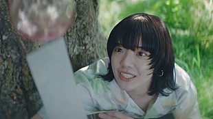 「広瀬アリスとあいみょんが共演、「淡麗グリーンラベル」新CM「小さなジュークボックス篇」」