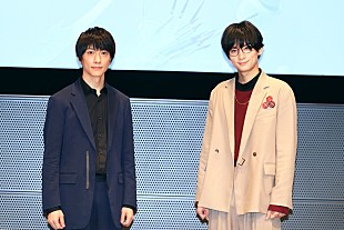 「舞台「バクマン。」荒牧慶彦＆鈴木拡樹がＷ主演　荒牧「相棒という間柄で芝居をしてみたい」」
