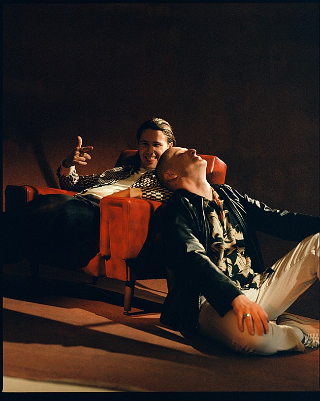 「ジャングル、FKJとのコラボが話題のバス参加の新曲「Romeo」公開」1枚目/2