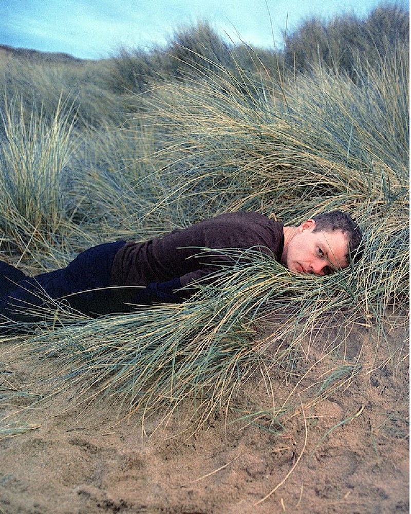 「FKAツイッグス/ジェイミーxxらが支持を寄せるプロデューサー＝コアレス、発売間近のデビューALから新曲公開」1枚目/2