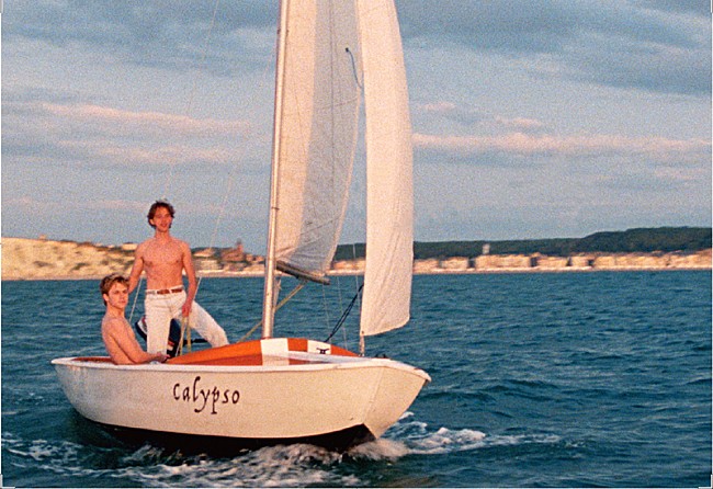 「(c) 2020-MANDARIN PRODUCTION-FOZ-France 2 CINEMA-PLAYTIME PRODUCTION-SCOPE PICTURES」8枚目/9