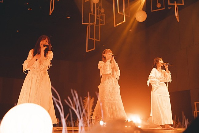 「まなみのりさ、14周年記念ワンマンで見せた新境地「私たちはこれからも歌い続けます」　」1枚目/6