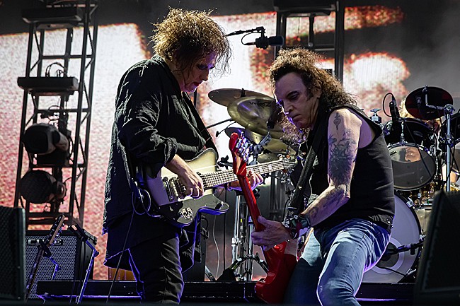 「ザ・キュアーのベーシスト、サイモン・ギャラップがバンド脱退か「裏切りにうんざり」」1枚目/1