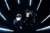 「SKY-HI、盟友THE ORAL CIGARETTES・山中拓也とのコラボ楽曲「Dive To World」リリース決定」1枚目/2