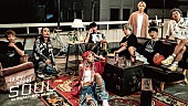 「UVERworld、青山テルマとのコラボ曲「SOUL」MV公開決定」1枚目/3