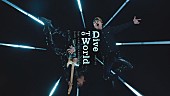 「SKY-HI×オーラル山中拓也、コラボ曲「Dive To World」MVプレミア公開　コラボインスタライブも」1枚目/3