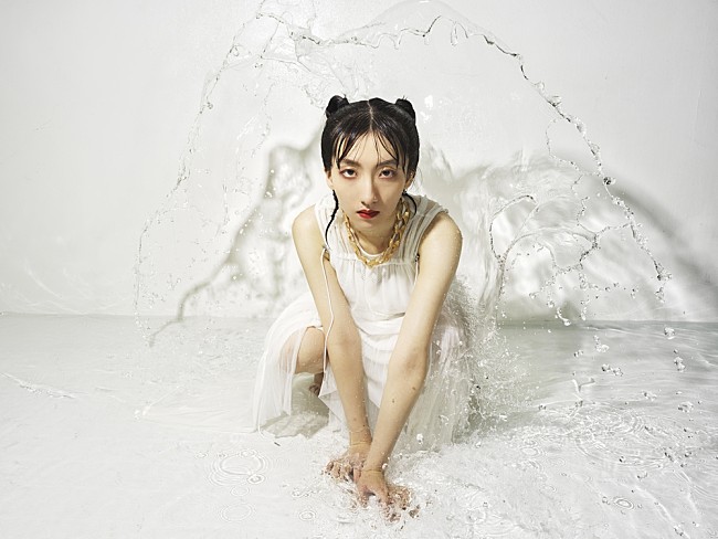 「春ねむり『Live on KEXP at Home』出演時のパフォーマンス映像公開」1枚目/1