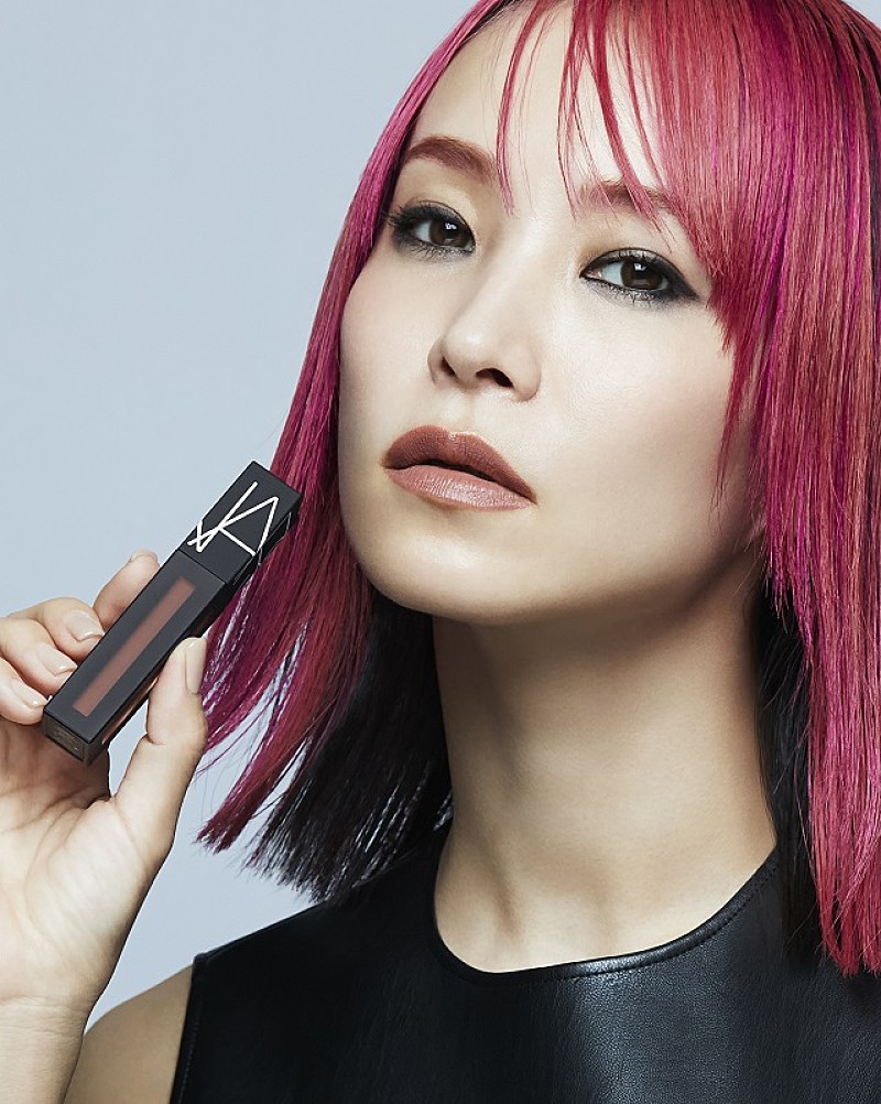 「LiSA、NARS JAPAN 2021年秋リップアイテムのキャンペーンモデルに起用」1枚目/3