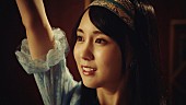 「乃木坂46、賀喜遥香がセンターを務める新曲「君に叱られた」MV公開」1枚目/6