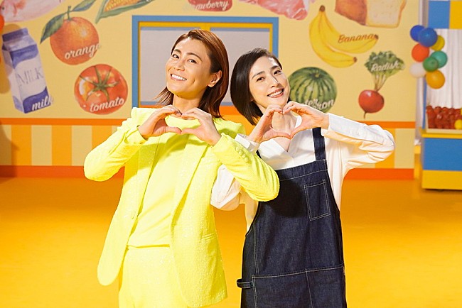 「氷川きよし、底抜けにハッピーな「Happy!」PVで天海祐希と共演」1枚目/2