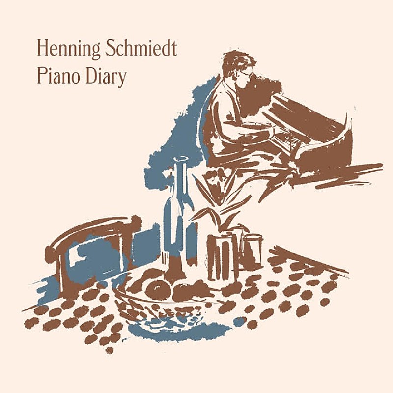 ヘニング・シュミート、パンデミック中に記録したピアノによる日記『Piano Diary』から先行シングル「Late」のMV公開