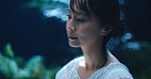 「鈴木亜美、12年ぶりのミュージックビデオ「Drip」公開」1枚目/3