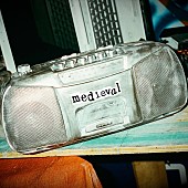 「Dos Monos、テレビ東京『蓋』で放送された新曲「Medieval」配信リリース」1枚目/3