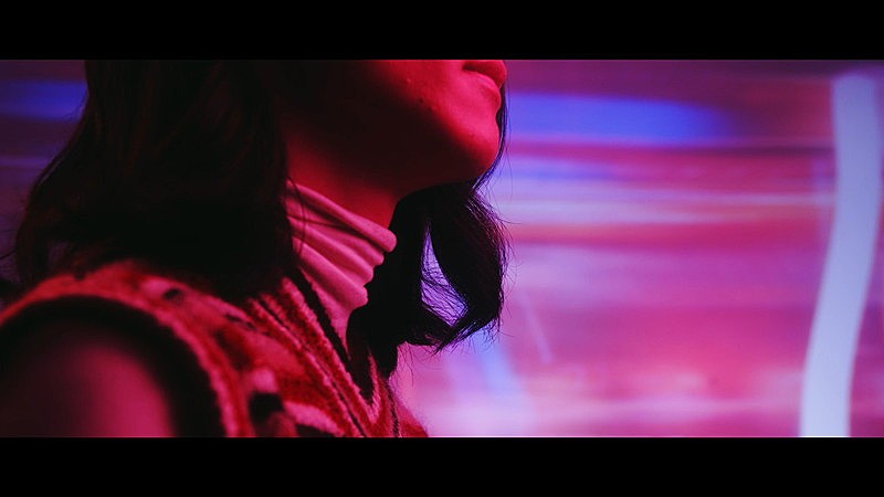 「Sasanomaly（ササノマリイ） 「メラメリ」MV」2枚目/10