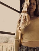 「ラナ・デル・レイ、10/22発売の最新AL『ブルー・バニスターズ』から新曲「アルカディア」のMV公開」1枚目/2