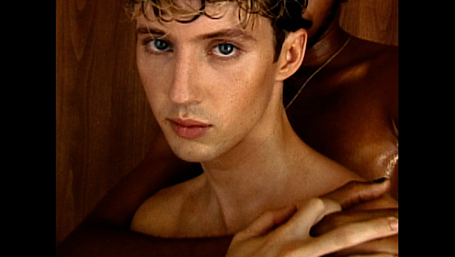 「トロイ・シヴァン、新曲「Angel Baby」のヴィジュアライザー解禁」1枚目/3