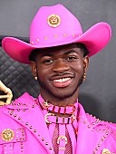 「リル・ナズ・X、ニューAL『モンテロ』のユーモラスな広告看板で弁護士に」1枚目/1