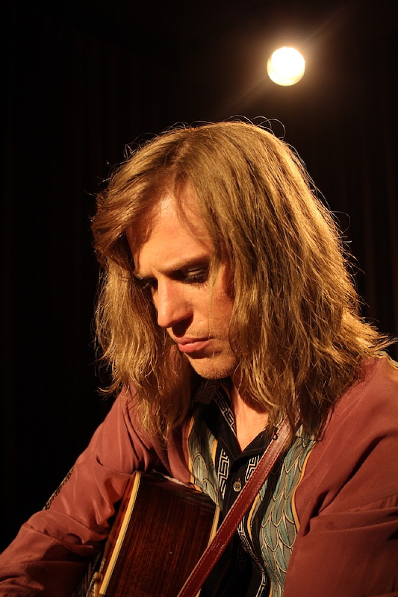 「（C）COPYRIGHT 2019 SALON BOWIE LIMITED, WILD WONDERLAND FILMS LLC」2枚目/2