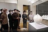 「BTS ニューヨークメトロポリタン美術館の韓国室」5枚目/5