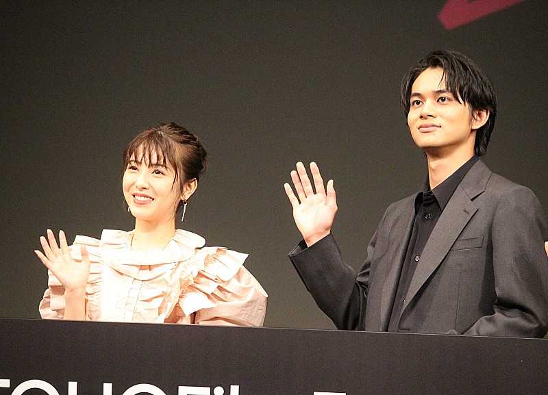 「浜辺美波、北村匠海の擬態能力に驚く　北村「忍者の末裔なので…」」1枚目/1