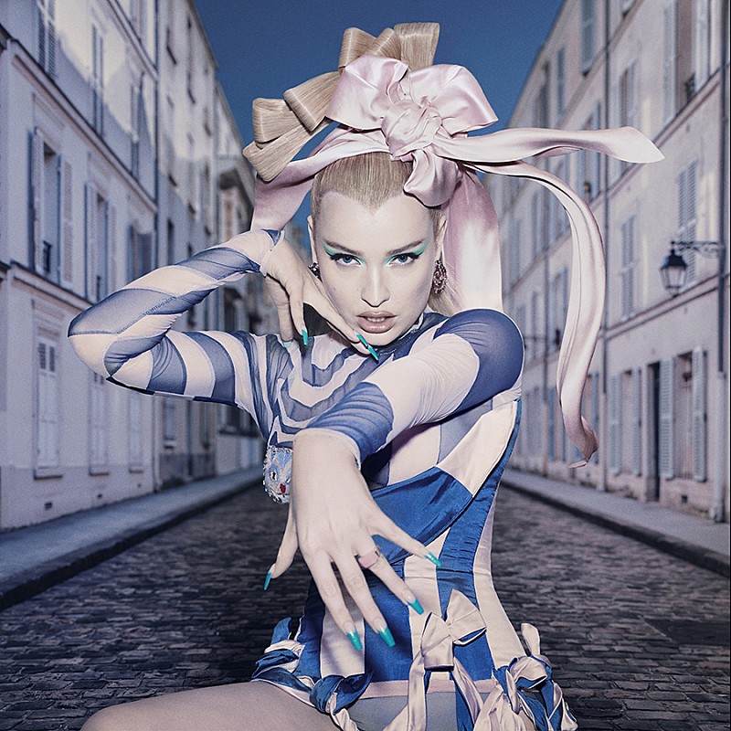 「©Steven Klein」3枚目/4