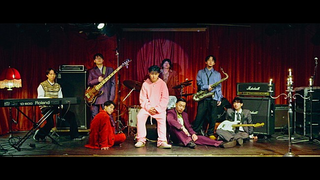 「空音、刹那的な出会いと衝動を表現「STREET GIG feat. Black petrol」MV公開」1枚目/5