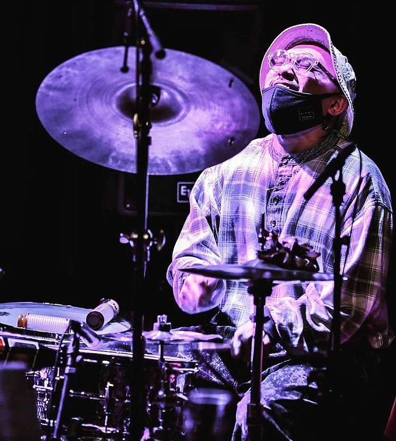 「松下マサナオ、ソロALより「Anyway feat.MELRAW」「West feat.Yas Nomura」先行配信へ」1枚目/3