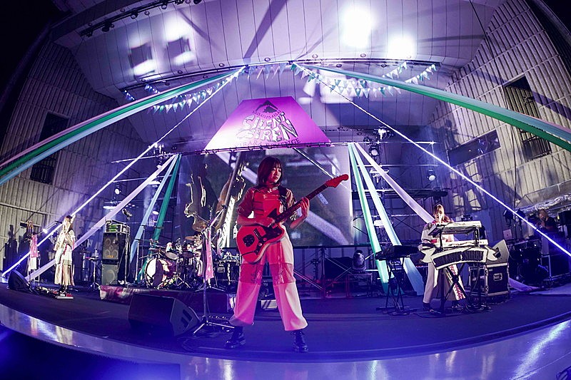 「SILENT SIREN 日比谷野外大音楽堂ライブ写真
Photo ｂｙ 上飯坂一」3枚目/6