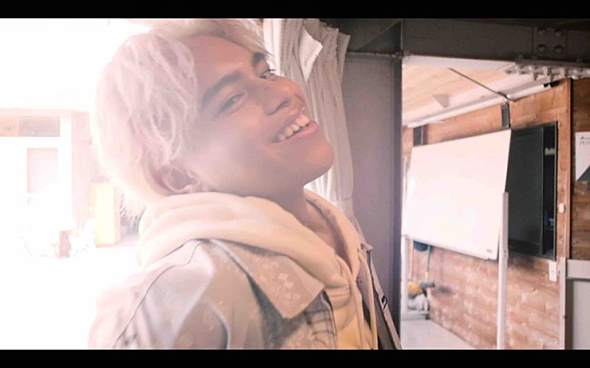 「SKY-HI / One More Day feat. REIKO （Prod. Matt Cab） -Music Video-」7枚目/13