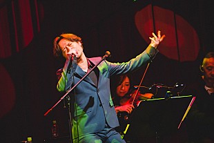 「＜ライブレポート＞中田裕二、弦カルテットとピアノとの共演で魅せた豊潤な音楽世界」