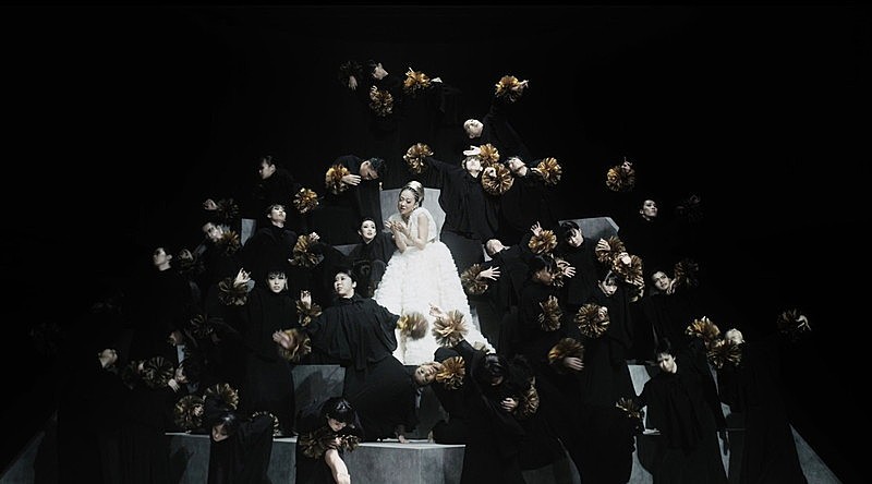 「「Higher Love」MUSIC VIDEO」2枚目/6