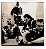 「U2、『アクトン・ベイビー』30周年記念アナログ盤＆デジタル・ボックス・セットのリリース決定」1枚目/6