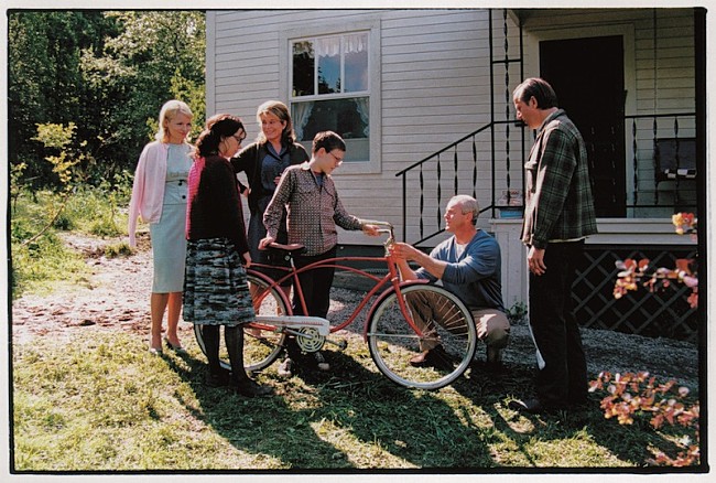 「（C）ZENTROPA ENTERTAINMENTS4, TRUST FILM SVENSKA, LIBERATOR PRODUCTIONS, PAIN UNLIMITED, FRANCE 3 CINÉMA &amp; ARTE FRANCE CINÉMA」5枚目/6