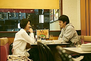 北村匠海主演『明け方の若者たち』ポスタービジュアルと場面写真が到着