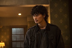 「「アバランチ」第２部“戦争編”スタ－ト「映画以上のクオリティ－」　“羽生”綾野剛のアクションに「マジで格好良過ぎる」」