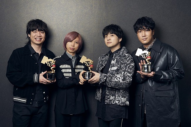 「【MTV VMAJ 2021】Official髭男dism「Cry Baby」が最優秀ビデオ賞を受賞　優里、NiziU、BE:FIRSTら12組がパフォーマンス」1枚目/21