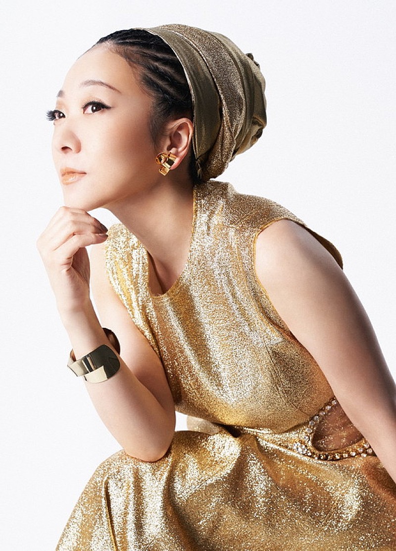 「MISIA」2枚目/3