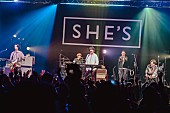 「SHE’S、地元大阪で結成10周年ツアーファイナル「これからも忘れられない一日をたくさん渡せるように」」1枚目/13
