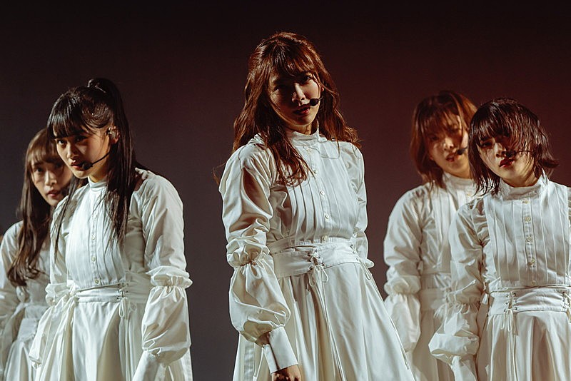 櫻坂46、1周年ライブで“私たちの思いがバンバン伝わるよう”20曲披露