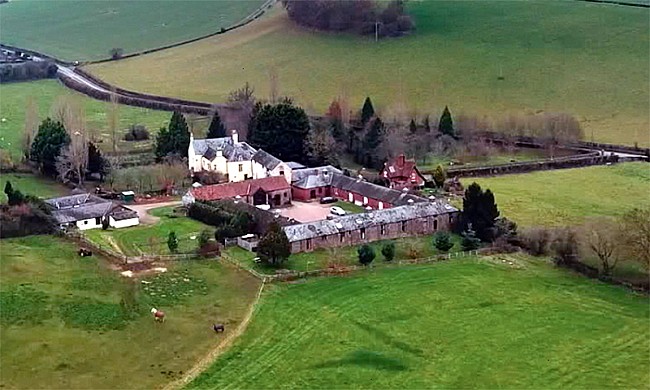 「（C） 2020 Ie Ie Rockfield Productions Ltd.」3枚目/11