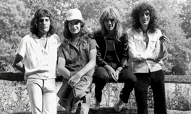 「（C） 2020 Ie Ie Rockfield Productions Ltd.」2枚目/11