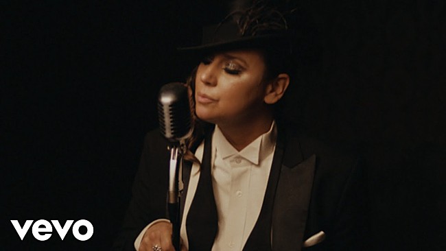 「キャット・パワー、ビリー・ホリデイ「I’ll Be Seeing You」カヴァーのレトロなMV公開」1枚目/3